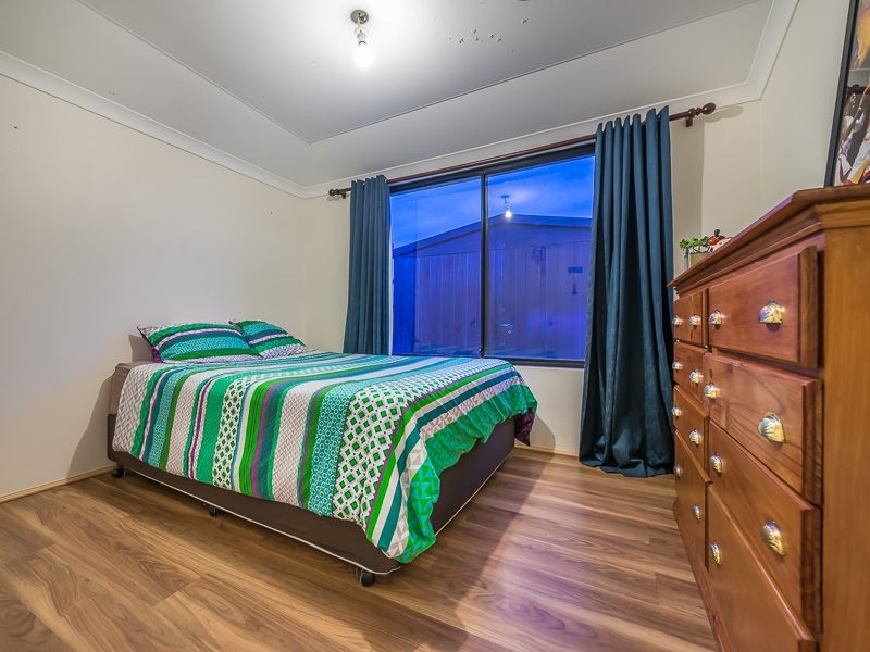 16 Hinchinbrook Avenue, Ridgewood WA 6030