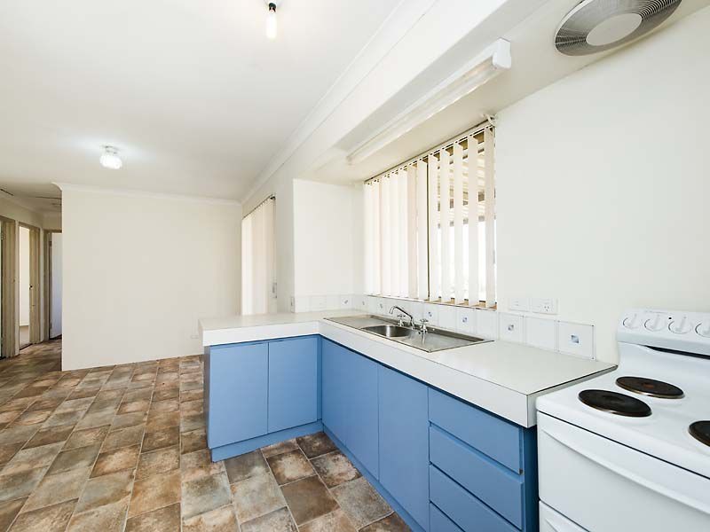 14 Mc Lean Street, Rockingham WA 6168