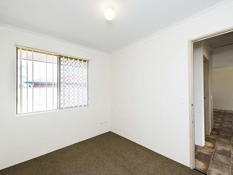 14 Mc Lean Street, Rockingham WA 6168