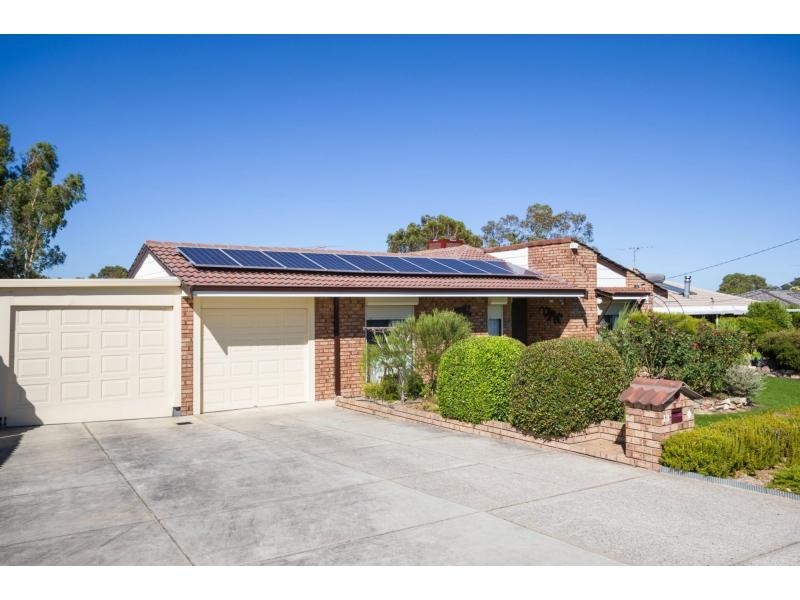 19 North Crescent, Byford WA 6122