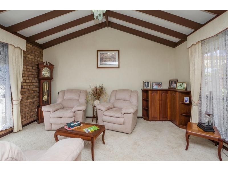 19 North Crescent, Byford WA 6122