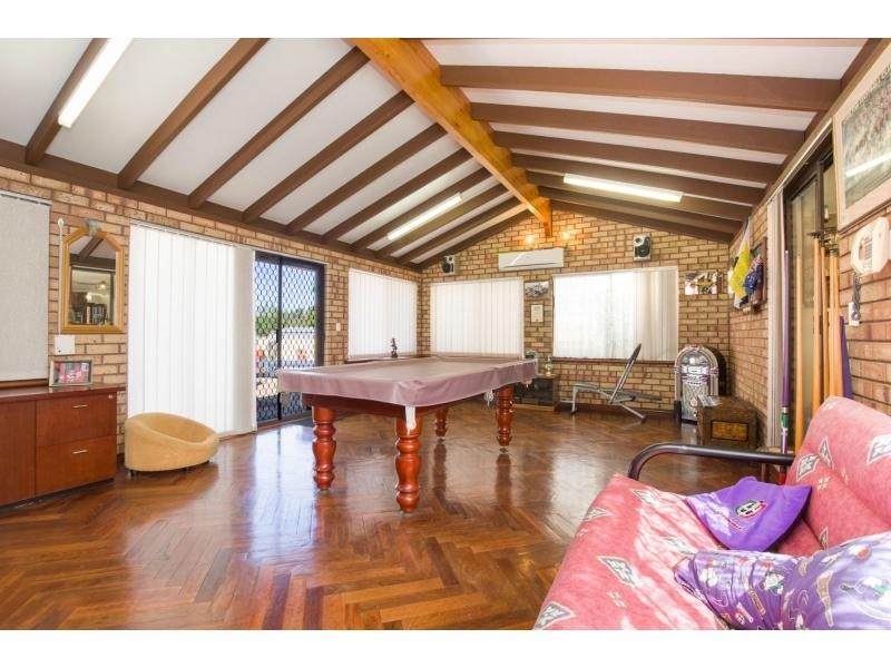 19 North Crescent, Byford WA 6122