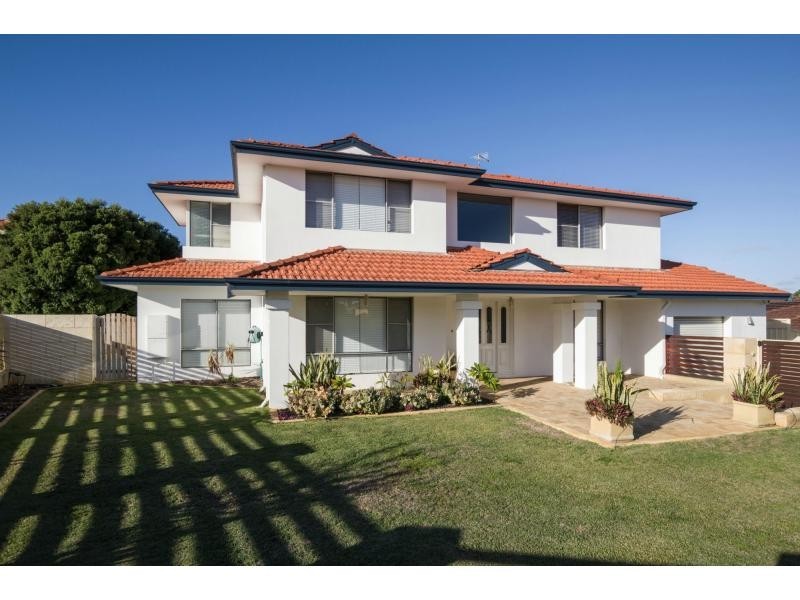 4 Fairlight Rise, Kallaroo WA 6025
