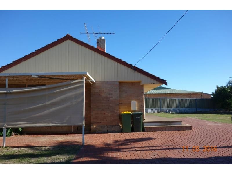 14 Piesse Place, Seville Grove WA 6112