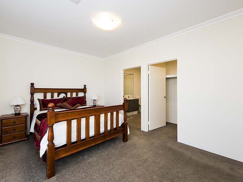 18 Flourish Loop, Atwell WA 6164