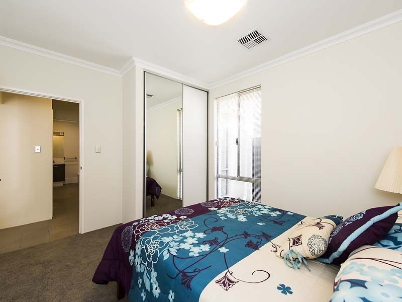 18 Flourish Loop, Atwell WA 6164