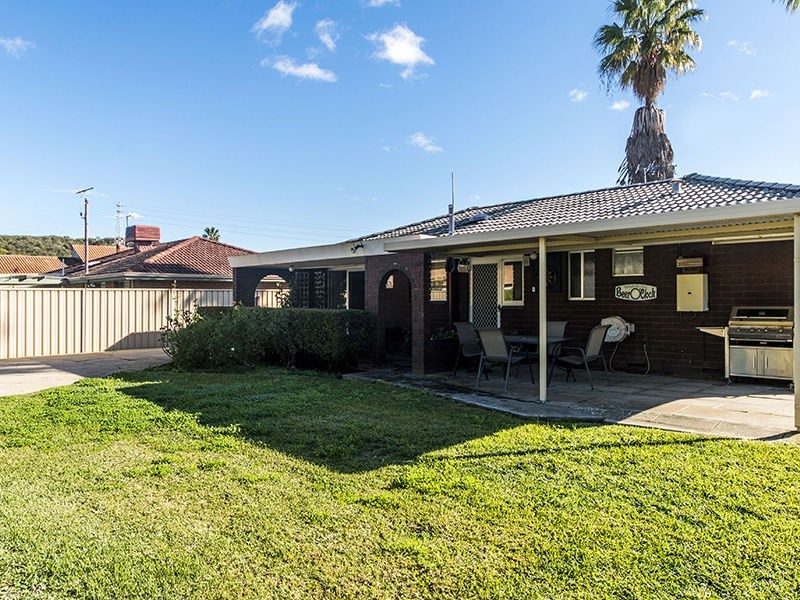 21 Claygate Road, Hamilton Hill WA 6163