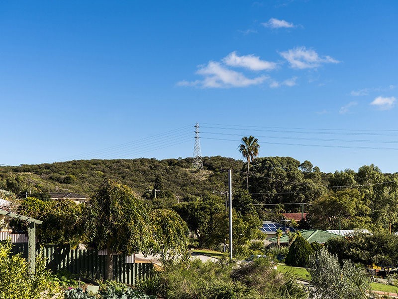 21 Claygate Road, Hamilton Hill WA 6163