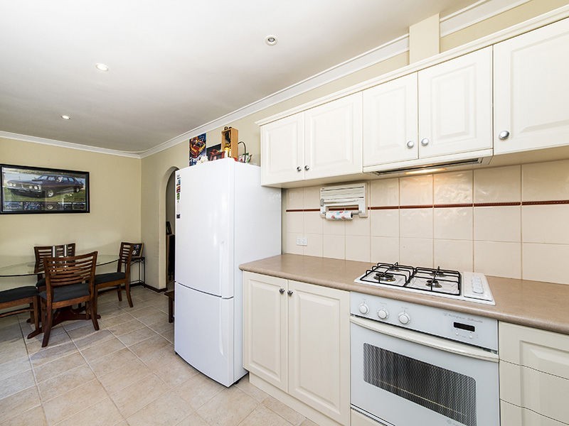 21 Claygate Road, Hamilton Hill WA 6163