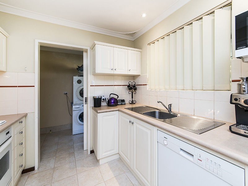 21 Claygate Road, Hamilton Hill WA 6163