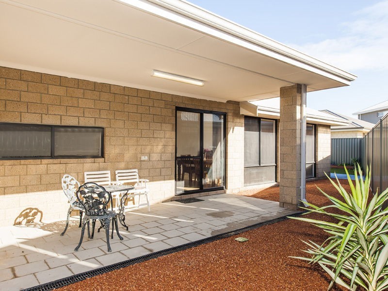 21 Casitas Street, Champion Lakes WA 6111