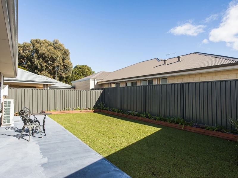 21 Casitas Street, Champion Lakes WA 6111