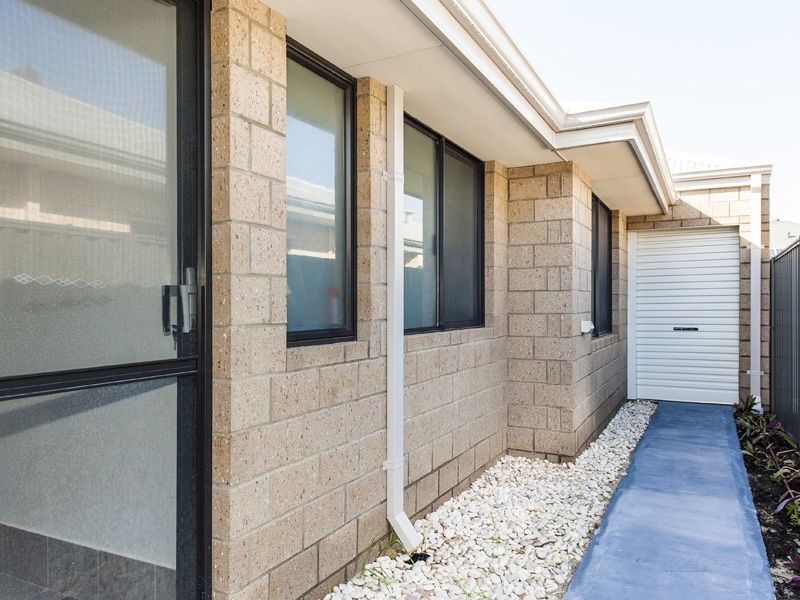 21 Casitas Street, Champion Lakes WA 6111