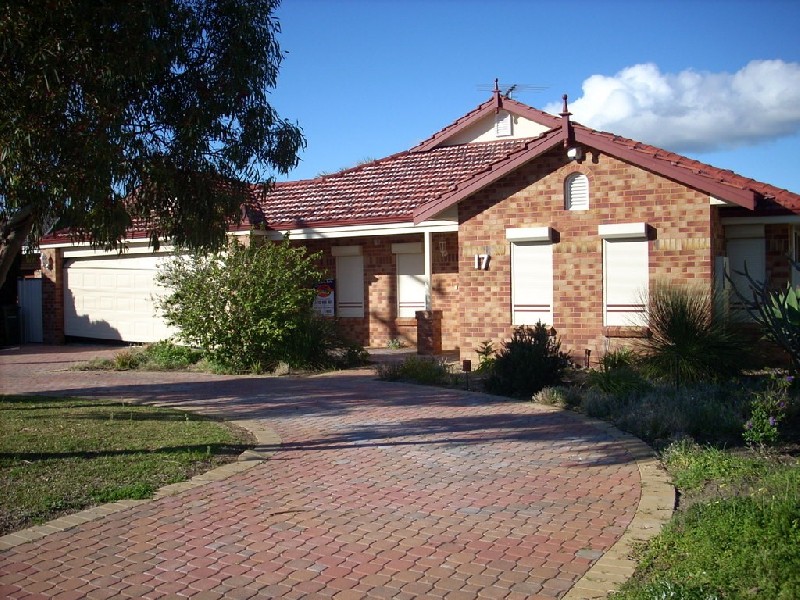 17 wiakiki, Safety Bay WA 6169