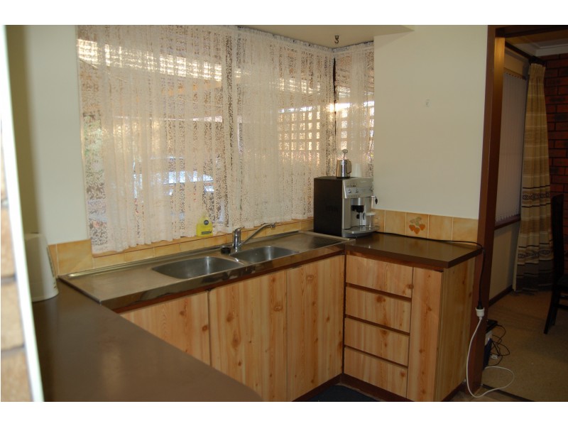 9 FRASER, Padbury WA 6025