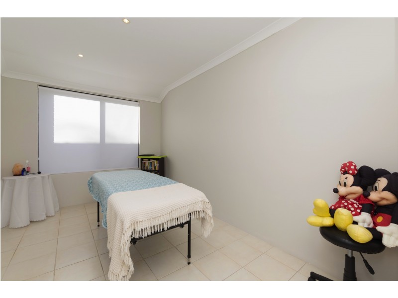 12 Oxburgh Link, Success WA 6164