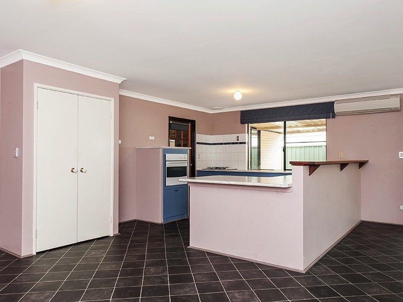 3 Jitti Ct, South Guildford WA 6055