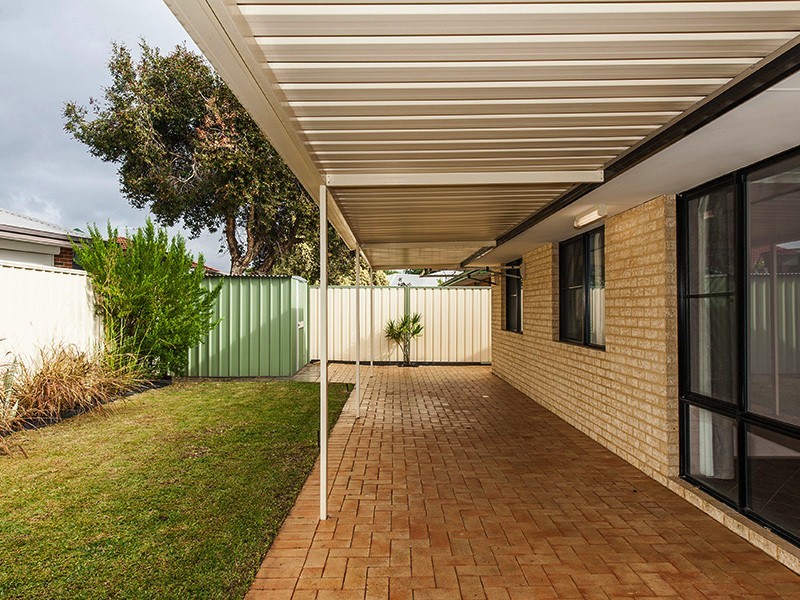 3 Jitti Ct, South Guildford WA 6055