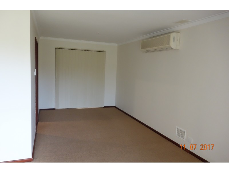 47 Gleddon Way, Hillarys WA 6025