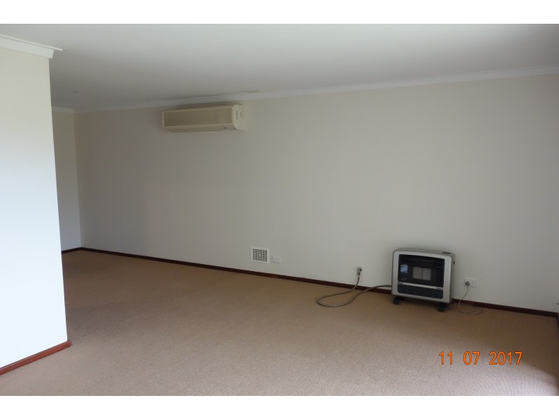 47 Gleddon Way, Hillarys WA 6025