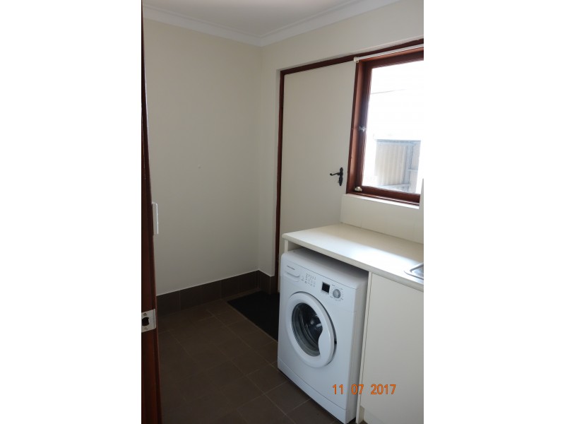 47 Gleddon Way, Hillarys WA 6025