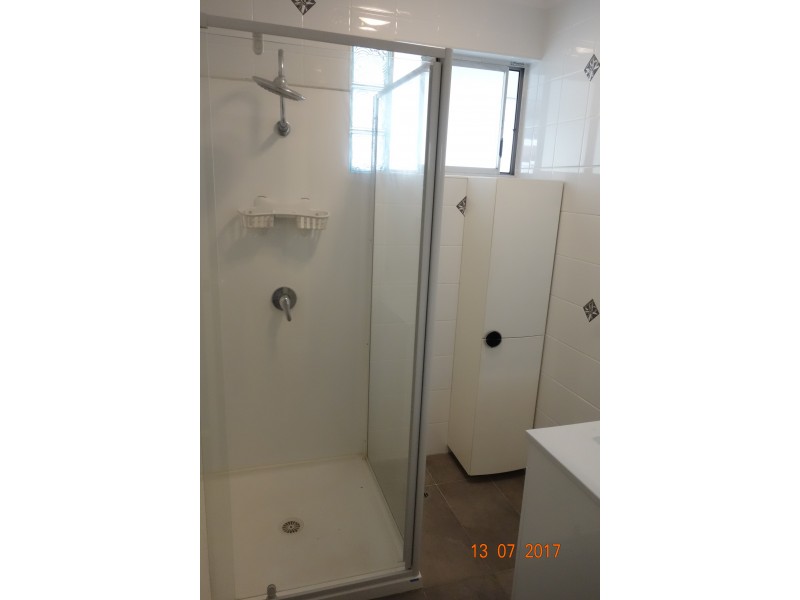 213A Ravenswood Dr, Westminster WA 6061