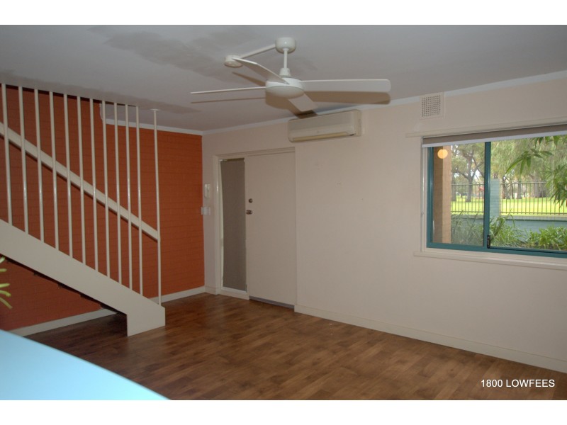 7/20 Shortland Way, Girrawheen WA 6064