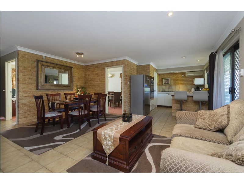 22 Kestrel Parade, Ballajura WA 6066