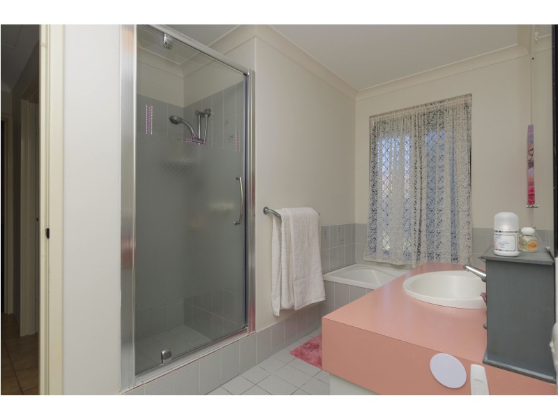 22 Kestrel Parade, Ballajura WA 6066