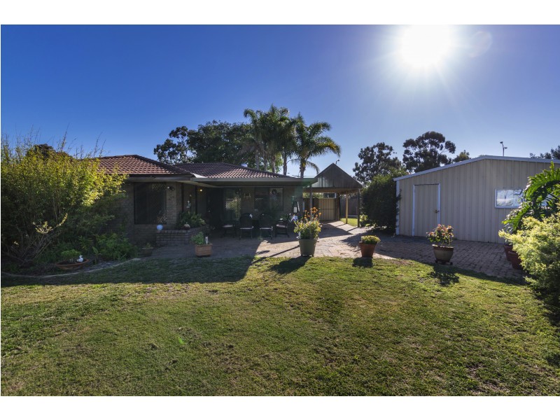 22 Kestrel Parade, Ballajura WA 6066