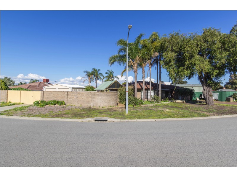 22 Kestrel Parade, Ballajura WA 6066