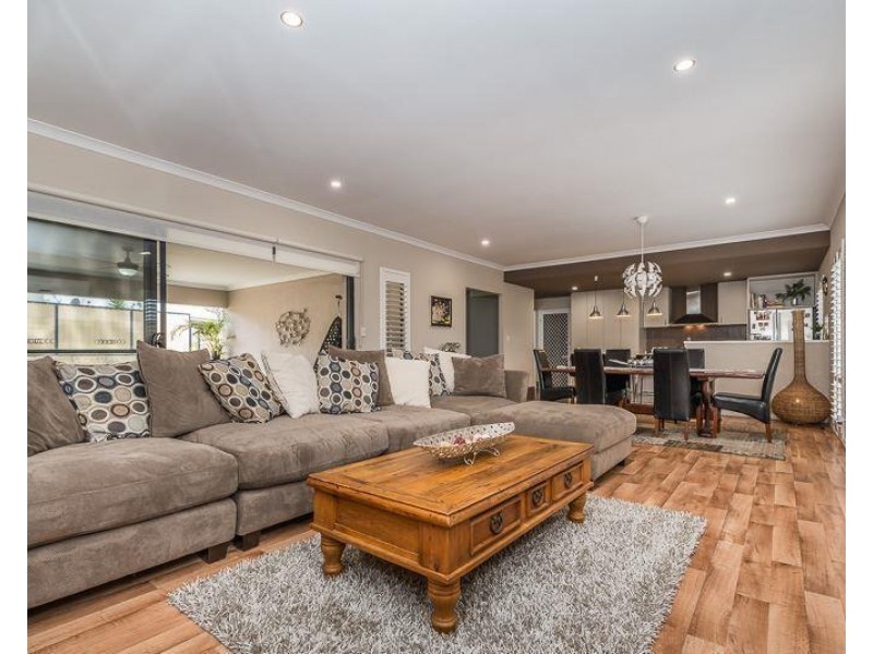 28 Lyssos Way, Tapping WA 6065