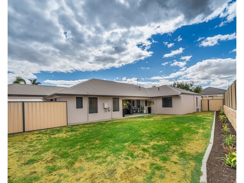 28 Lyssos Way, Tapping WA 6065