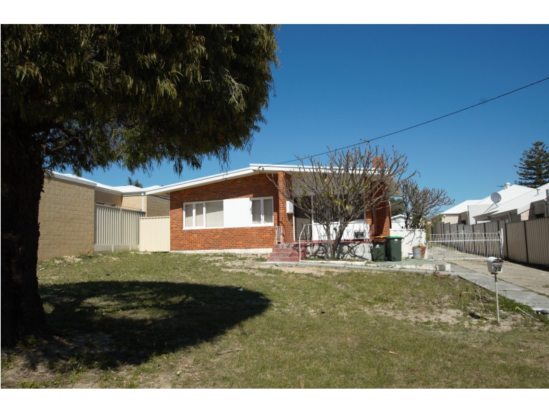 23 Newhaven Way, Nollamara WA 6061