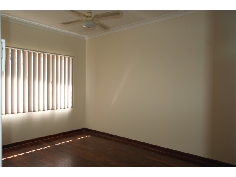 23 Newhaven Way, Nollamara WA 6061