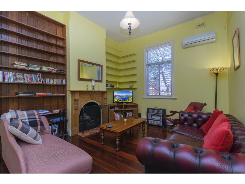 9 Hubert St, Guildford WA 6055