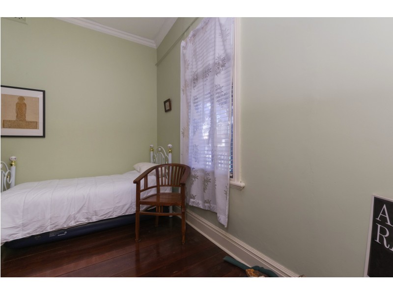 9 Hubert St, Guildford WA 6055