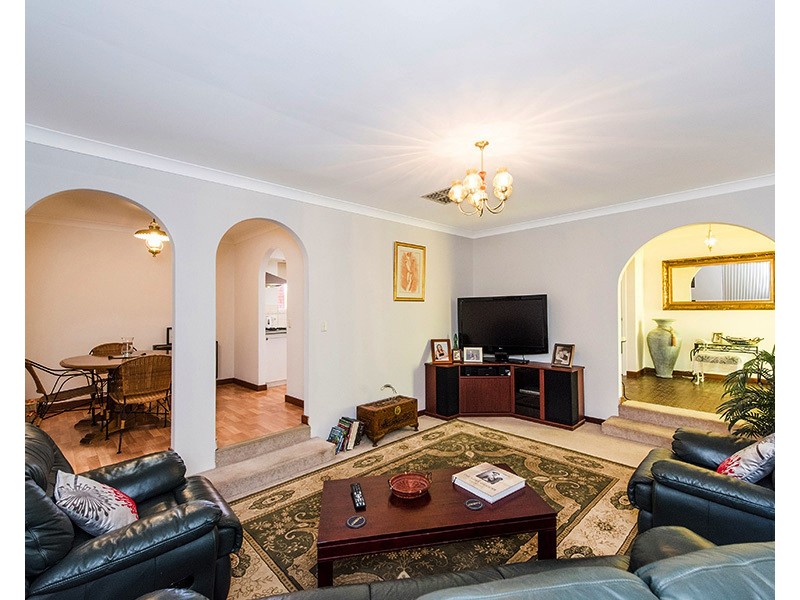 21 Brabourne St, Maddington WA 6109