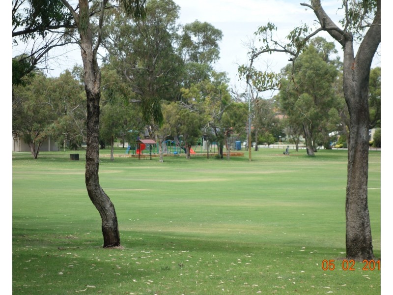 19 Fontley Rd, Kingsley WA 6026