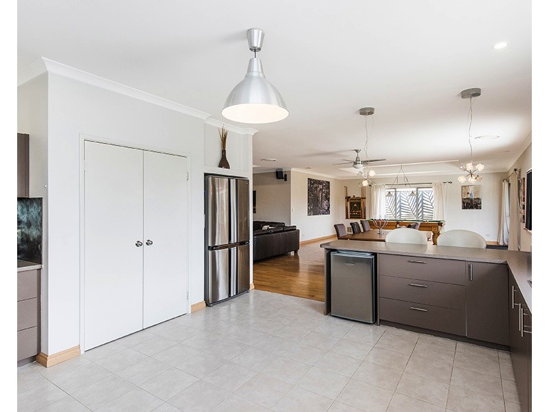 42 Corinda Way, Ridgewood WA 6030