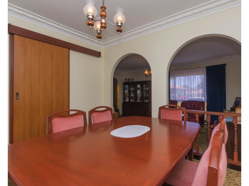 47 Avocet Rd, Stirling WA 6021