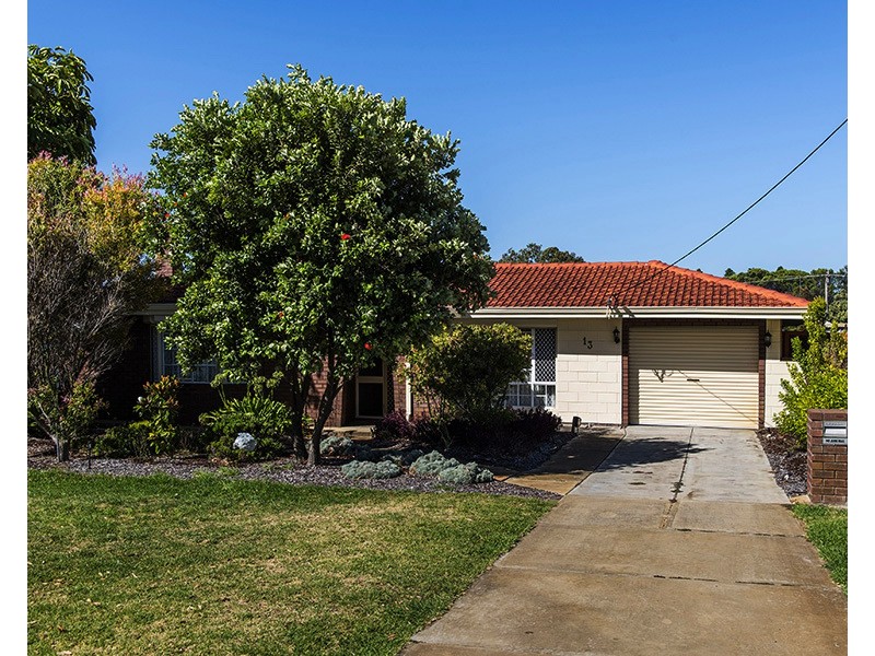 13 Kitson St, Rockingham WA 6168