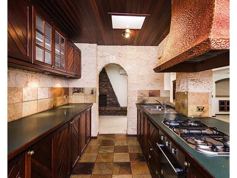 13 Kitson St, Rockingham WA 6168