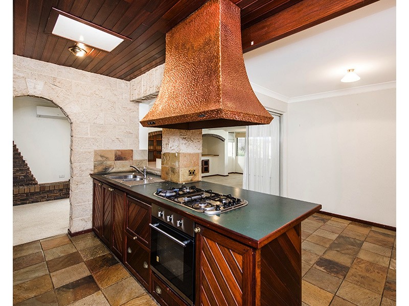 13 Kitson St, Rockingham WA 6168