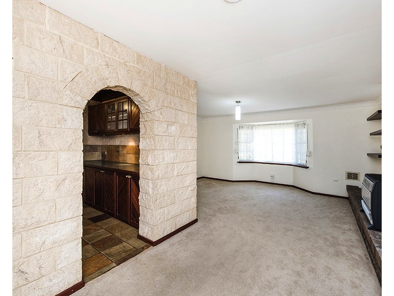 13 Kitson St, Rockingham WA 6168