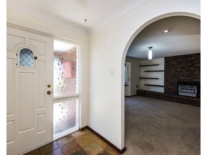 13 Kitson St, Rockingham WA 6168