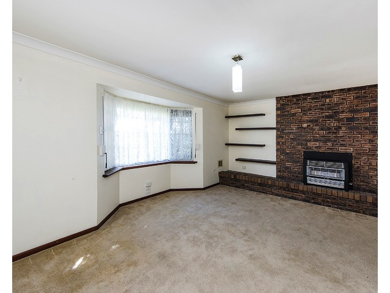 13 Kitson St, Rockingham WA 6168