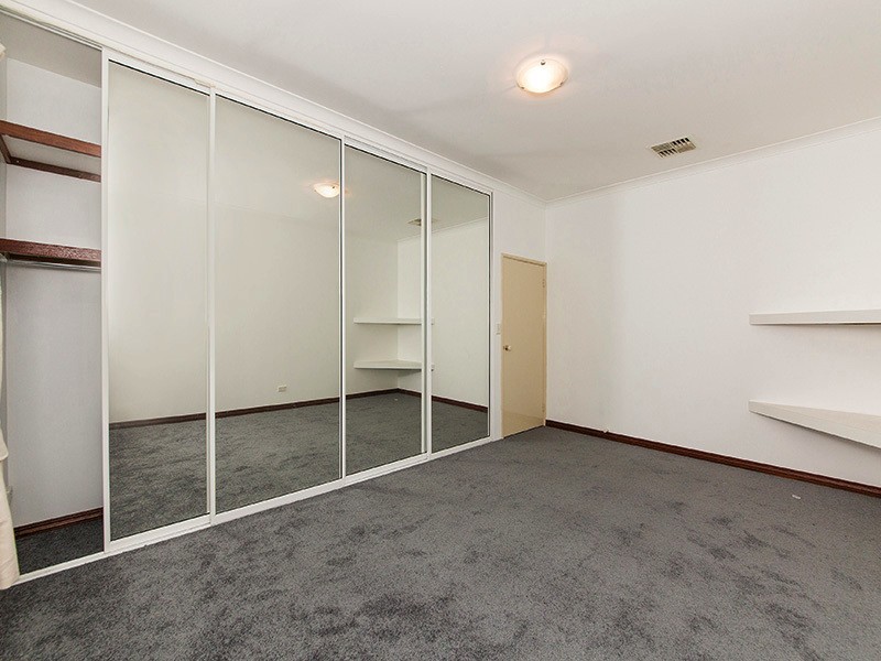 9 Amber Ct, Maida Vale WA 6057