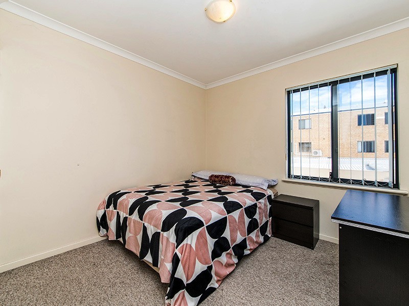 6/1 Plaistow St, Joondalup WA 6027