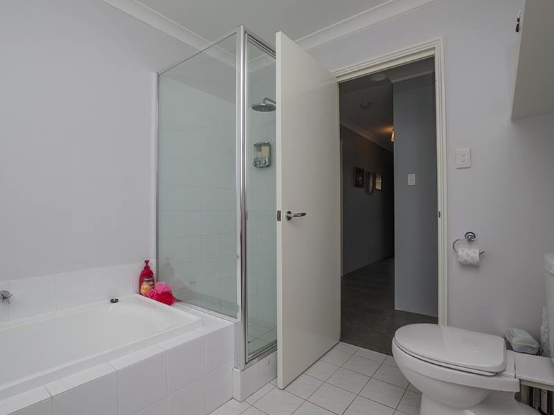 13a Grealis St, Armadale WA 6112